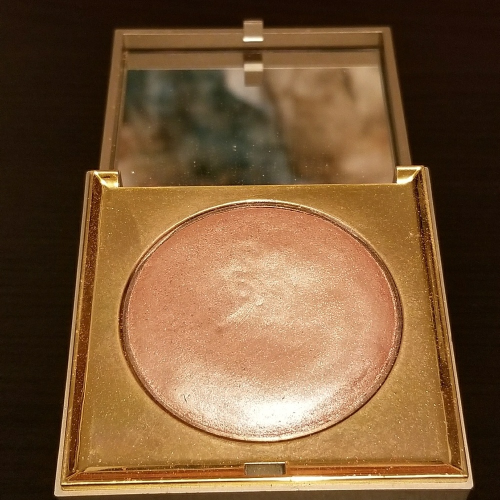 Stila's Heaven's Hue Highlighter